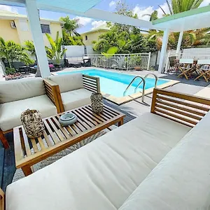 Villa Zandoli, Walkable Beach, Private Pool, La Baie-Orientale