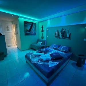 Appartement Le Voilier - Elegant Avec Piscine Proche De La, Les Trois-Ilets